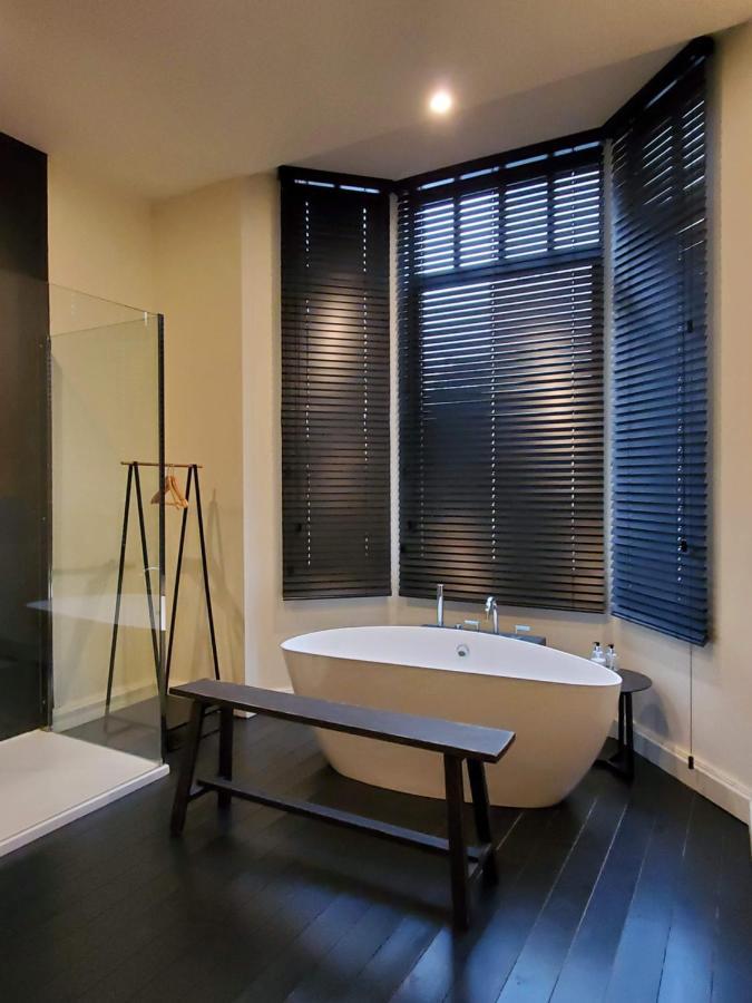 Bed and Breakfast Oyo Arrondissement di Courtrai Esterno foto